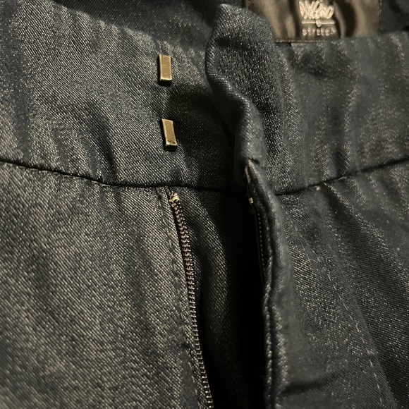 Mossimo Brand Dark Denim-Color Capri Pants. Size 16. - Picture 3 of 3